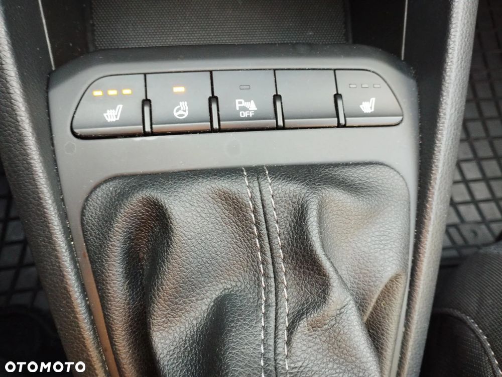 Kia Stonic 1.0 T-GDI M - 28