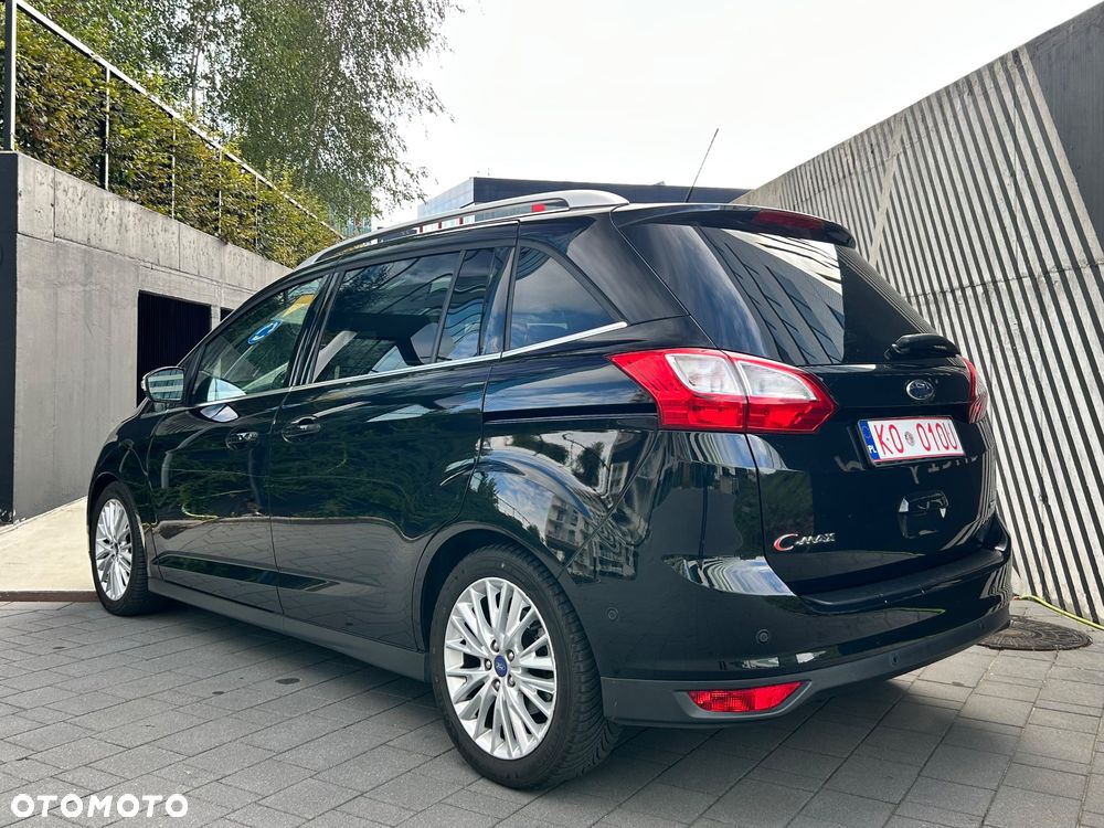 Ford Grand C-MAX - 3