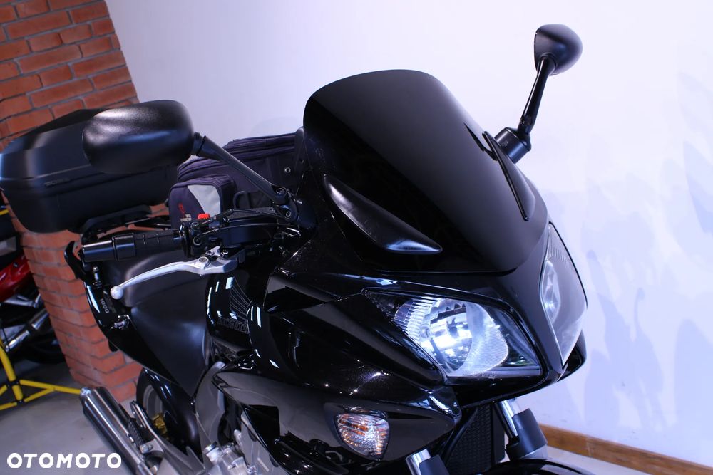 Honda CBF - 18