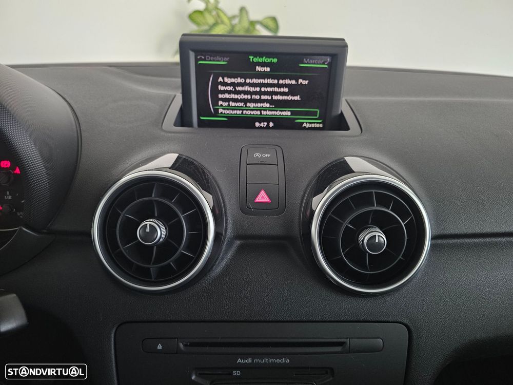 Audi A1 1.6 TDI Attraction - 9