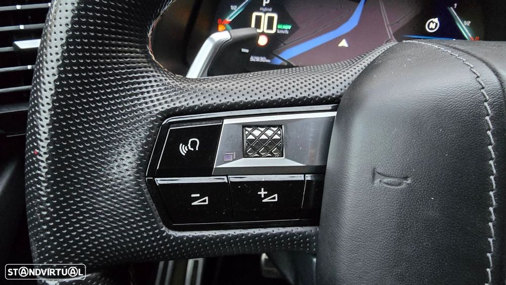 DS DS7 Crossback E-Tense Performance Line EAT8 - 14