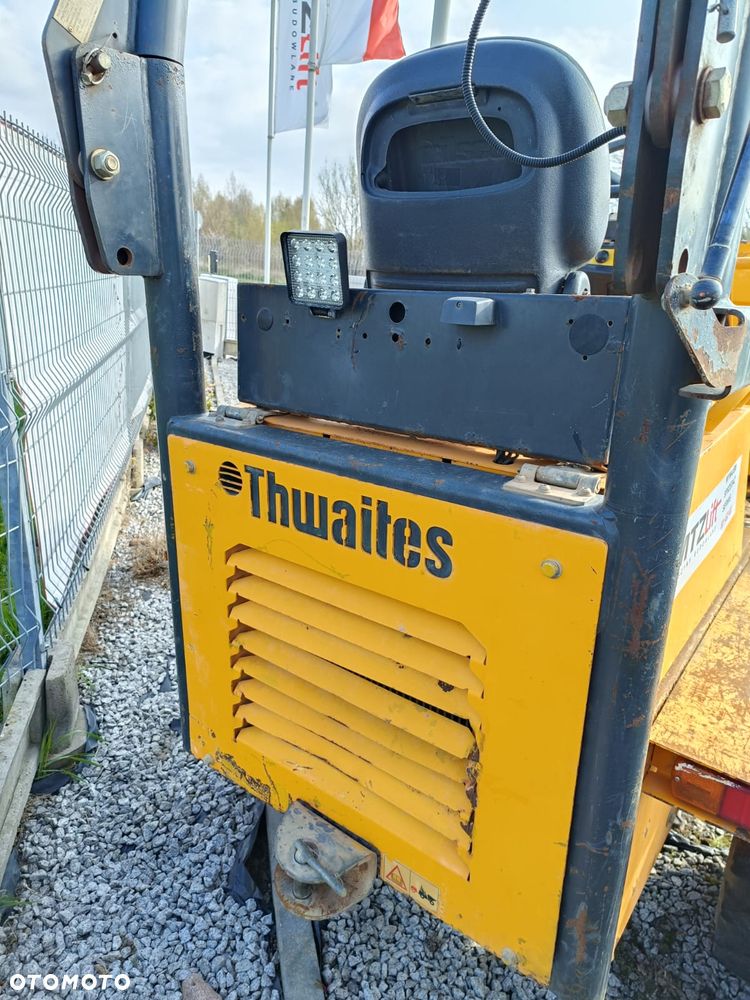 Thwaites 3 tonne - 24