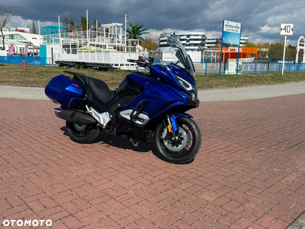 Jawa 750 Touring - 3