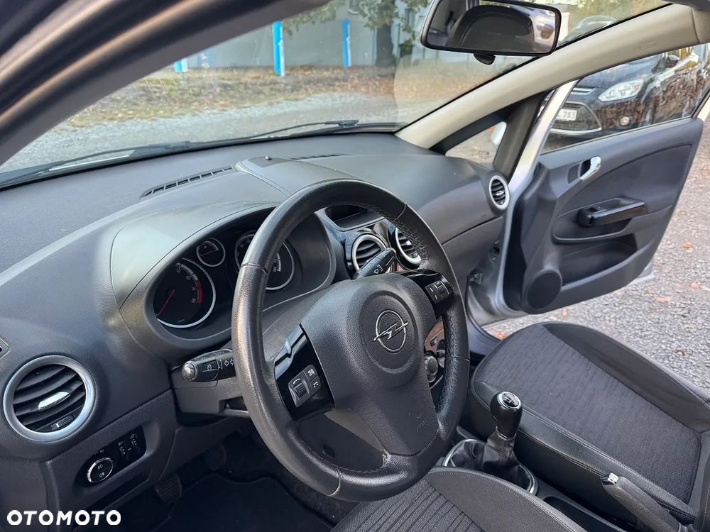 Opel Corsa - 13