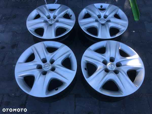 Felgi Opel Insignia A 09- 17 5x120 7x17 ET41 Kołpaki