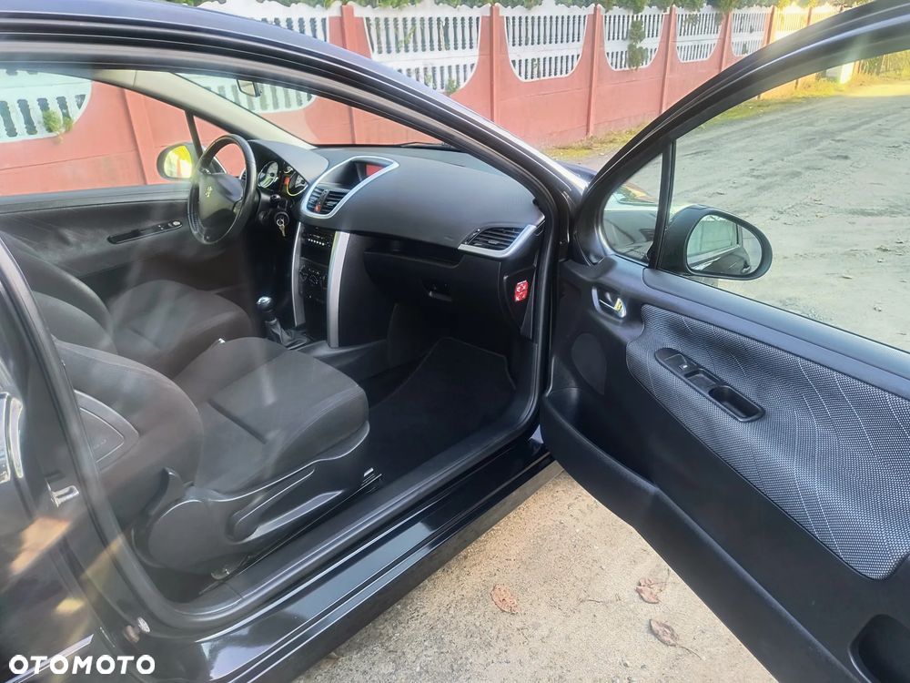 Peugeot 207 110 HDi FAP (Blue Lion) Platinum - 10