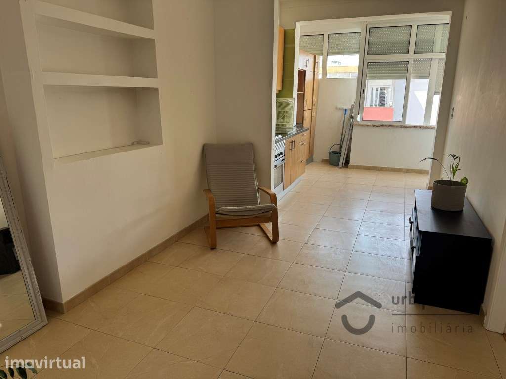 Apartamento T1 em Paço de Arcos - Grande imagem: 2/15