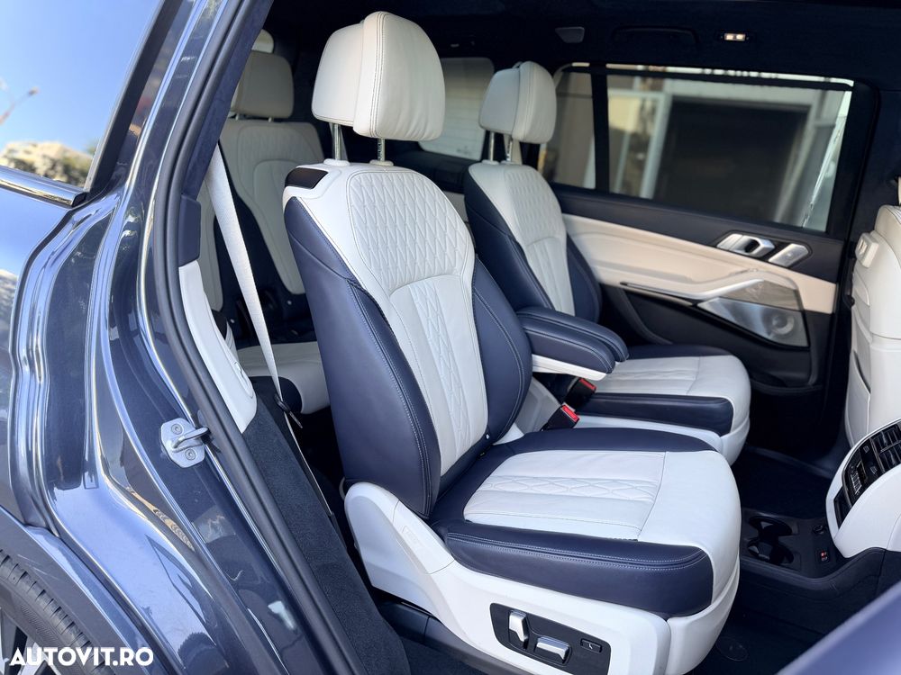 BMW X7 xDrive40i - 18