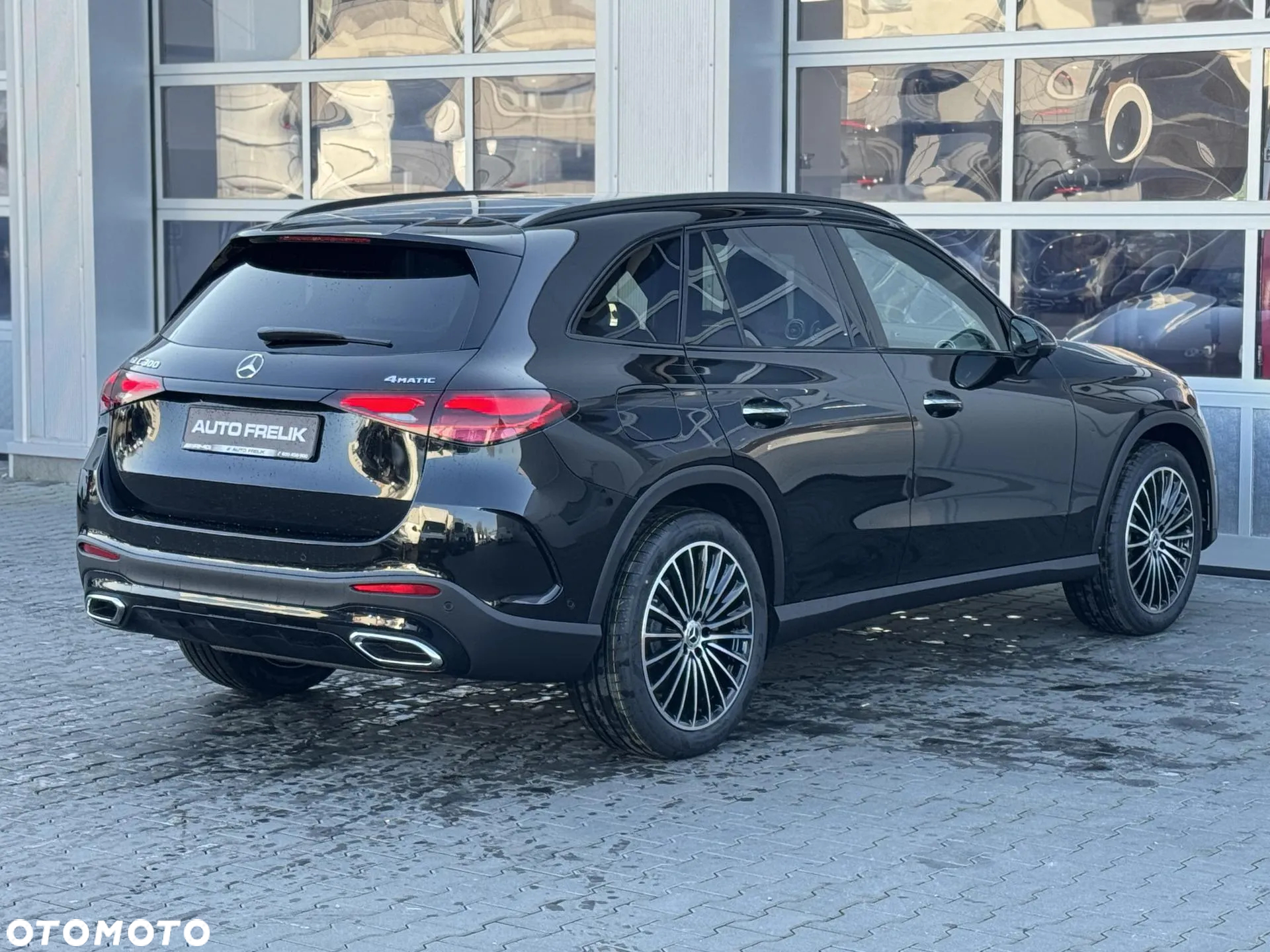Mercedes-Benz GLC 300 4-Matic - 9