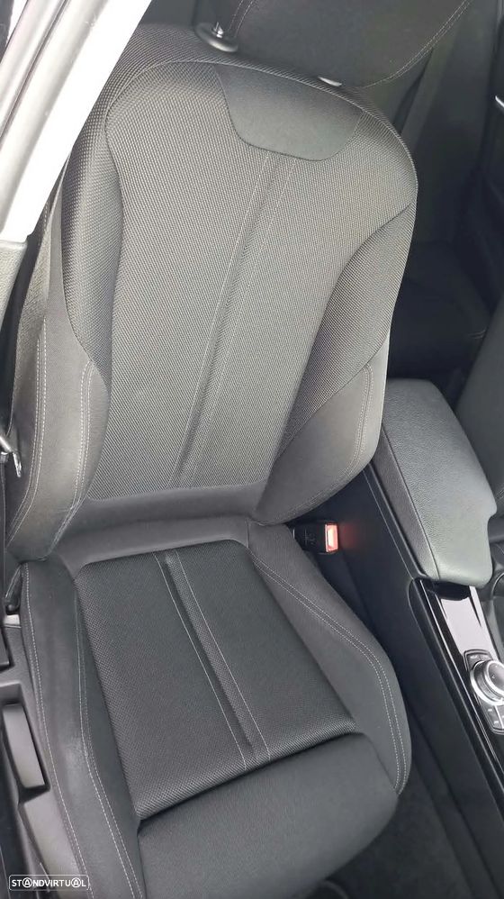 BMW 330 e iPerformance Advantage - 5