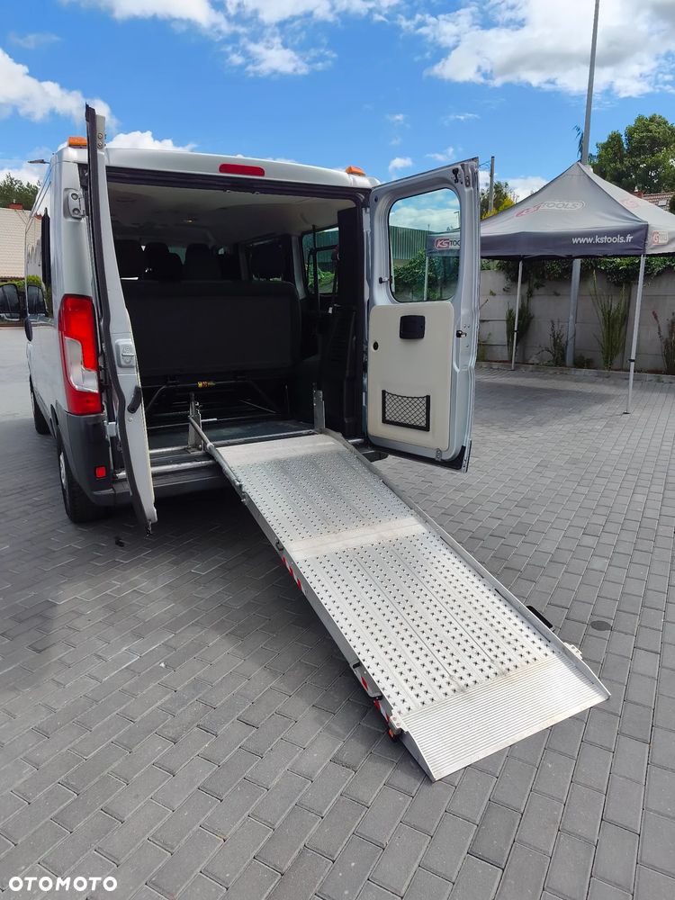 Fiat Ducato Panorama 9 osobowy 2.3 150 koni 9 osobówka + Przewóz Osób Niepełnosprawnych 9 osob - 8