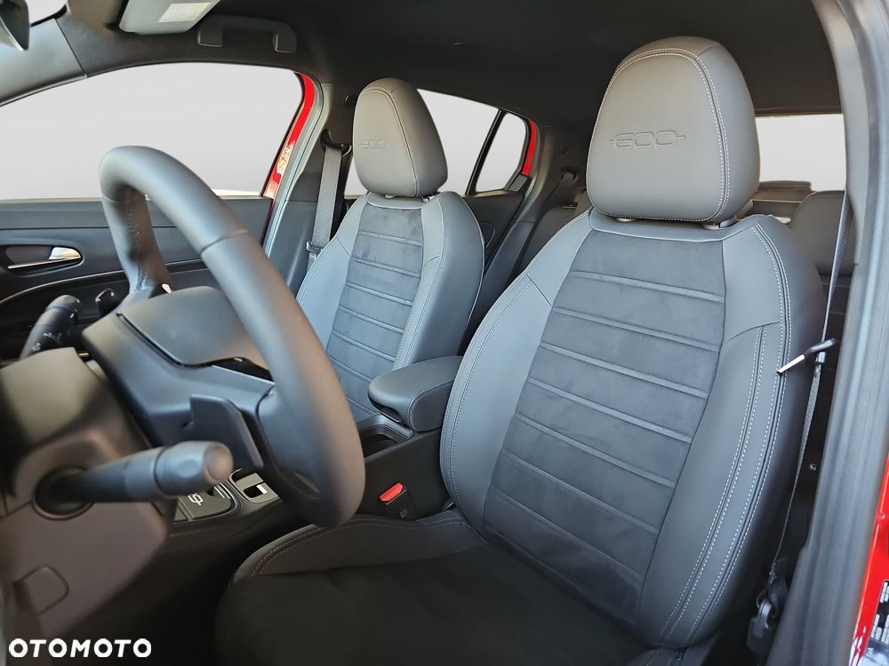 Fiat 600 1.2 Turbo Sport eDCT - 12