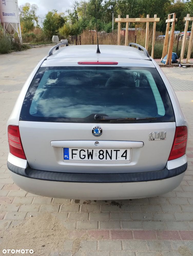 Skoda Octavia - 4