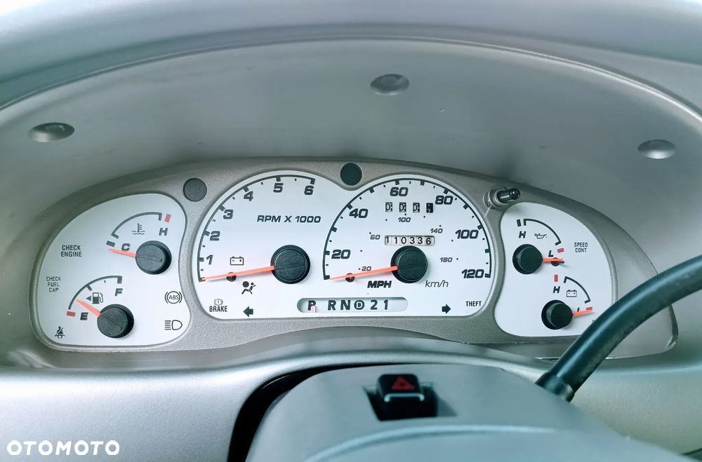 Ford Explorer 4.0 - 10