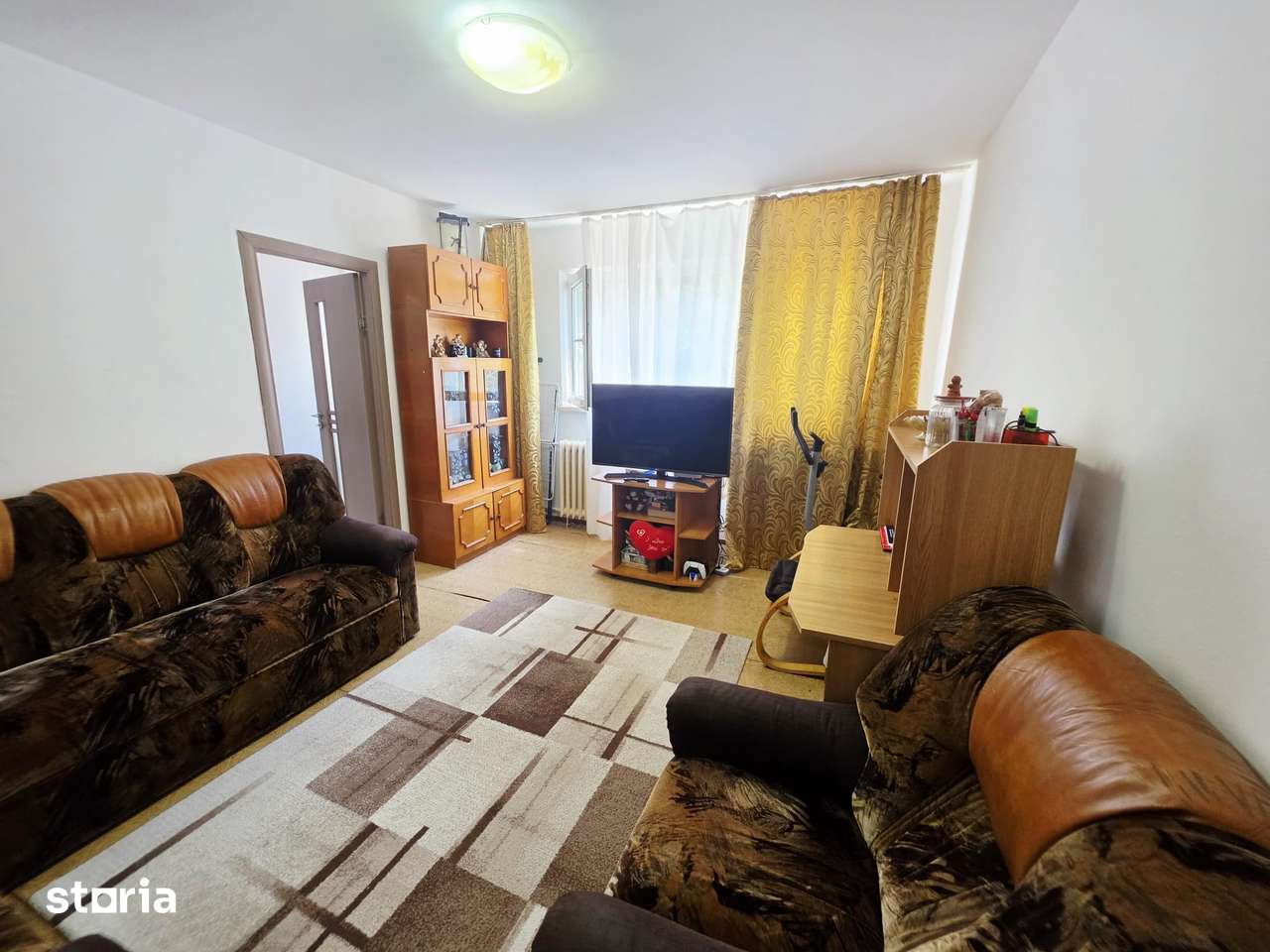 Apartament 3 camere, etaj 3, Malu Rosu – Str. Risnovenilor — fotografia 1