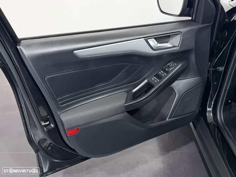 Ford Focus SW 1.0 EcoBoost MHEV Active - 18