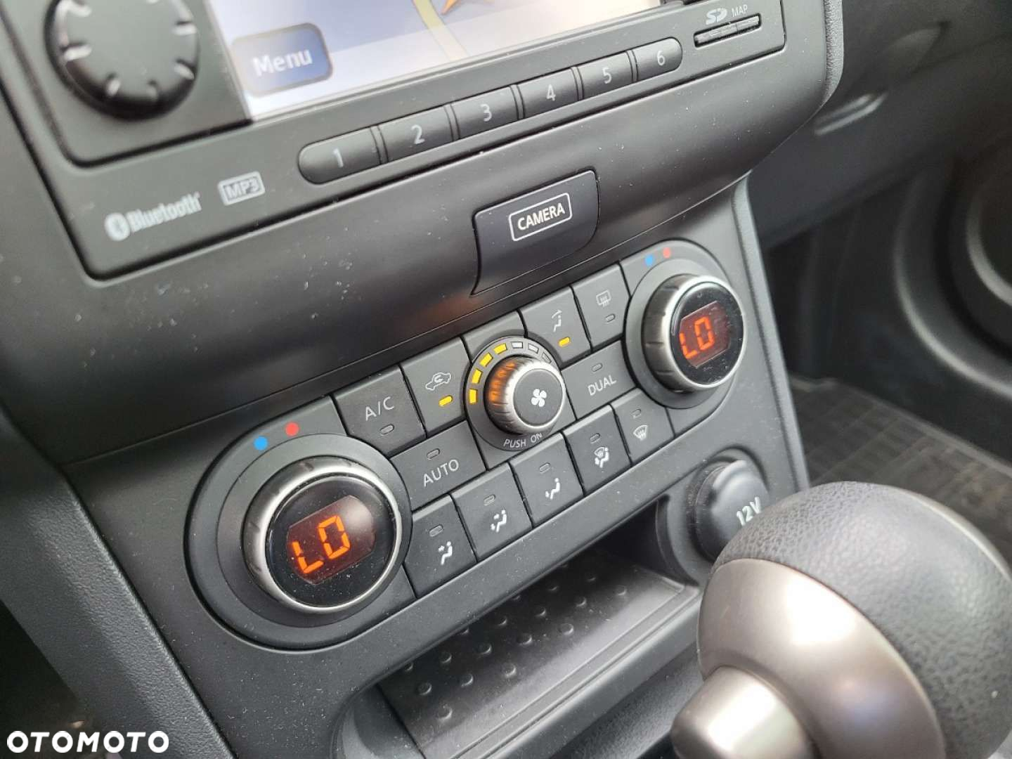 Nissan Qashqai - 25