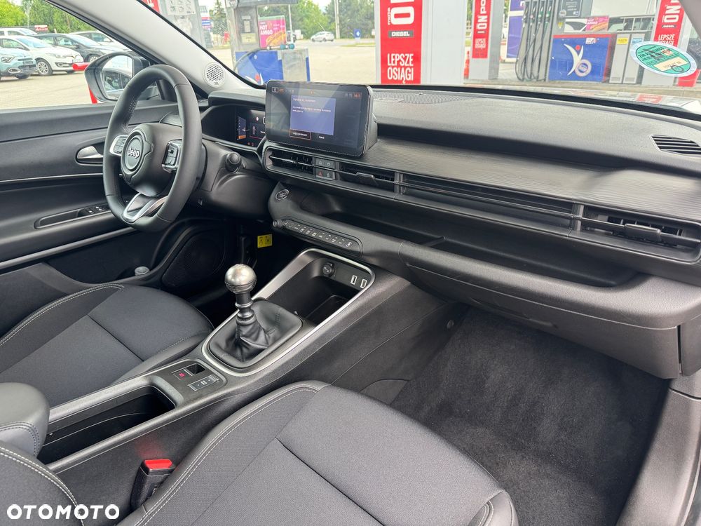 Jeep Avenger 1.2 GSE T3 Turbo-Benzin GDI Altitude - 11
