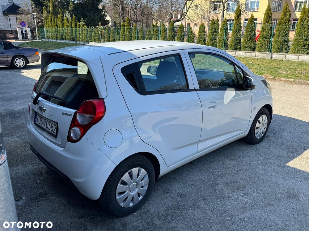 Chevrolet Spark 1.0 LS+ Design - 2