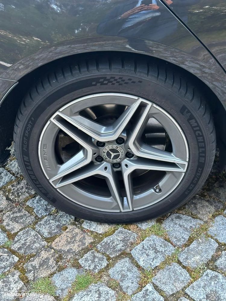 Mercedes-Benz E 300 de AMG Line - 28