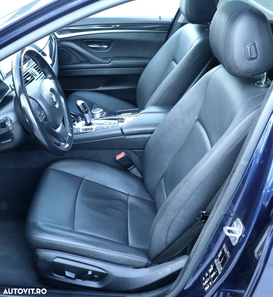 BMW Seria 5 520d xDrive AT - 2