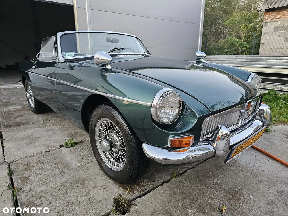 MG MGB - 1