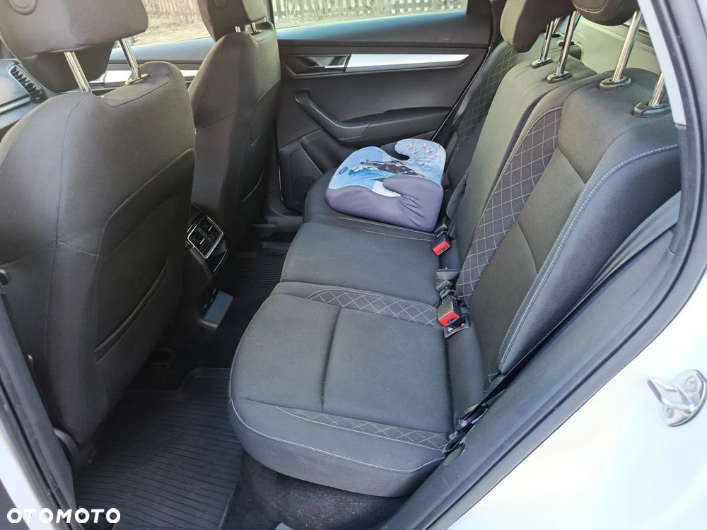 Skoda Karoq 2.0 TDI SCR 4x4 DSG Ambition - 3
