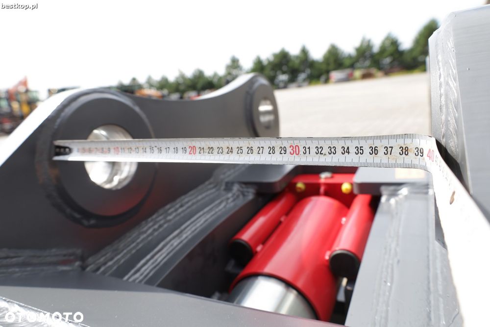 Szybkozłącze Hydrauliczne Strickland do maszyn ± 30 ton - 17