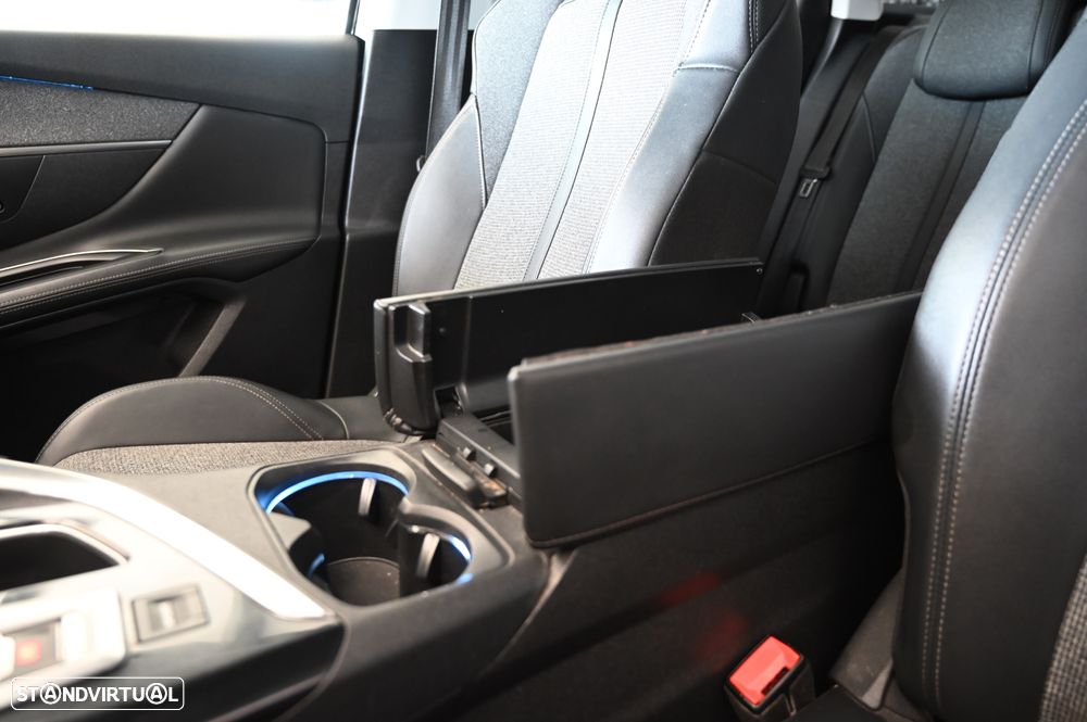 Peugeot 3008 BlueHDi 130 Stop & Start EAT8 Allure Pack - 13