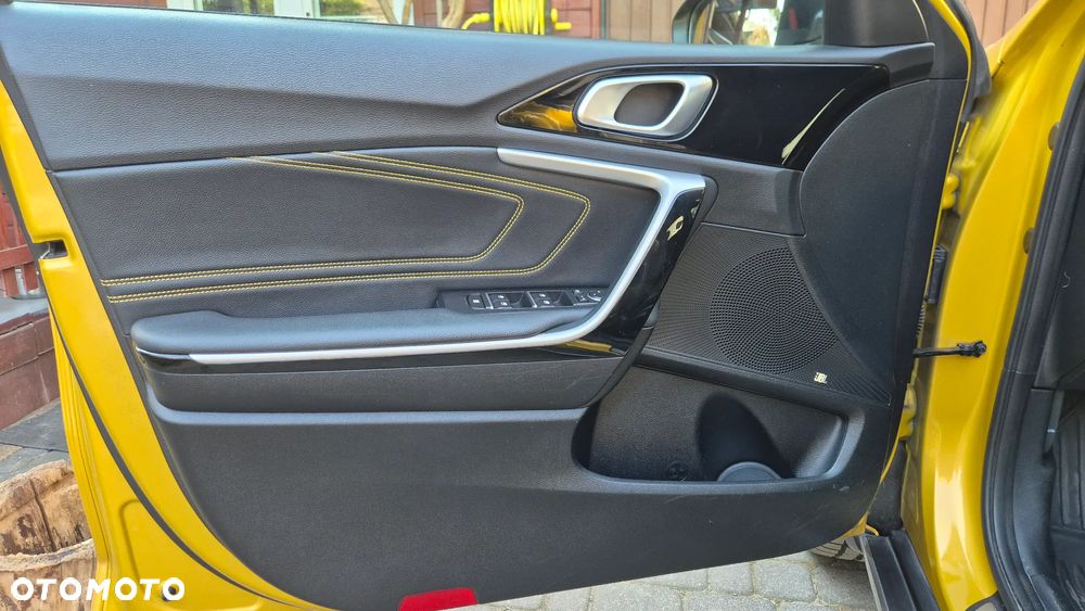 Kia XCeed 1.4 T-GDI L Business Line DCT - 34