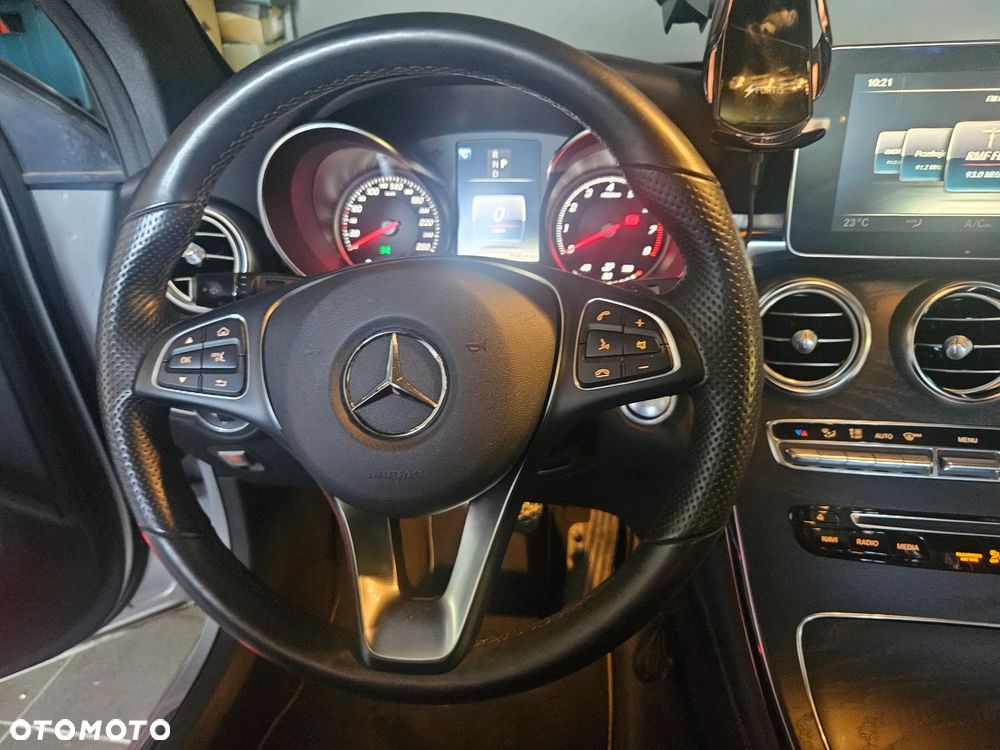 Mercedes-Benz GLC 300 4Matic 9G-TRONIC - 18