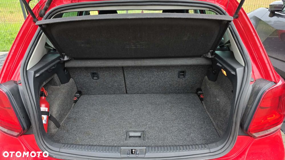 Volkswagen Polo 1.6 TDI MATCH - 12