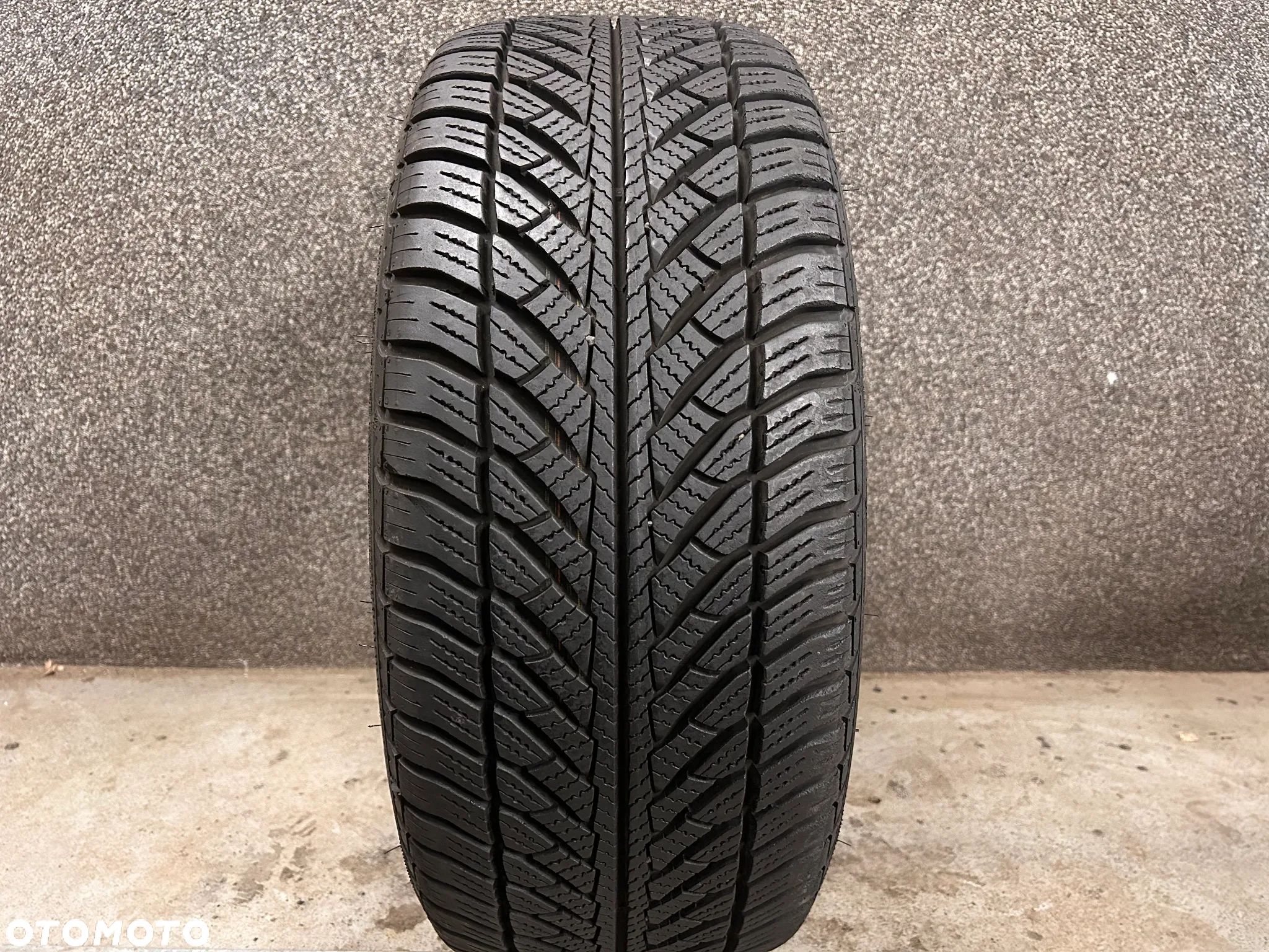 Goodyear UltraGrip 8 Performance RunOnFlat 245/45/18 100V XL 1szt. Ładna! - 1