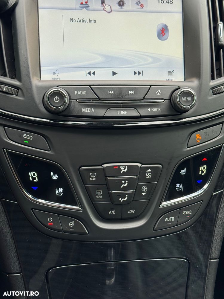 Opel Insignia - 12