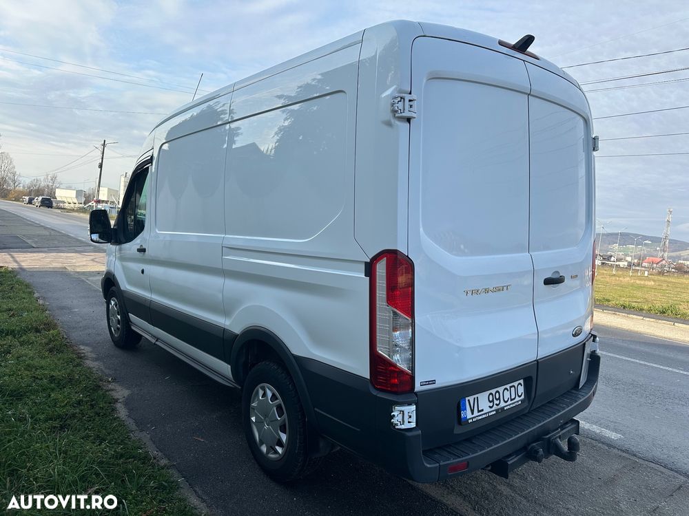 Ford Transit 2,2 - 4