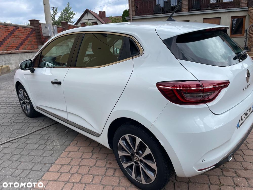 Renault Clio - 6