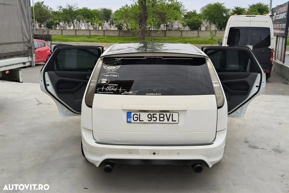 Ford Focus 1.6 TDCi DPF Titanium - 7