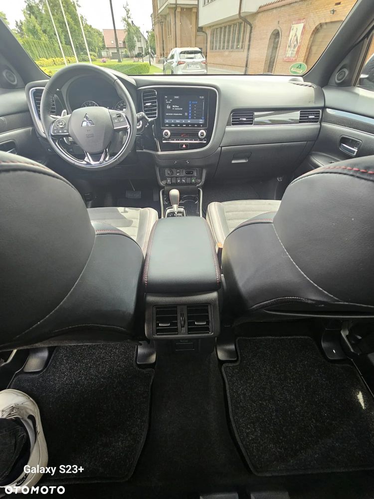 Mitsubishi Outlander 2.0 2WD CVT Edition+ - 23