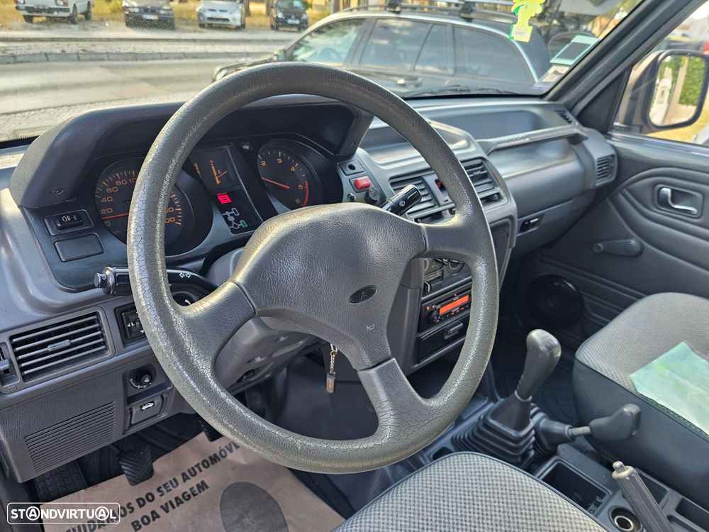 Mitsubishi Pajero 2.5 TDi GLX - 6