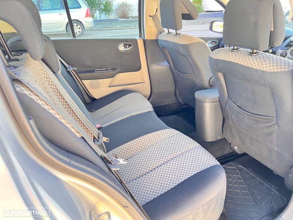 Renault Mégane 1.4 Expression - 12