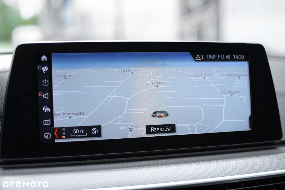 BMW Seria 5 540i xDrive Sport Line - 23