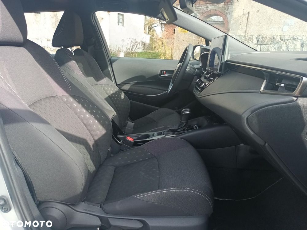 Toyota Corolla 1.8 Hybrid Comfort - 9