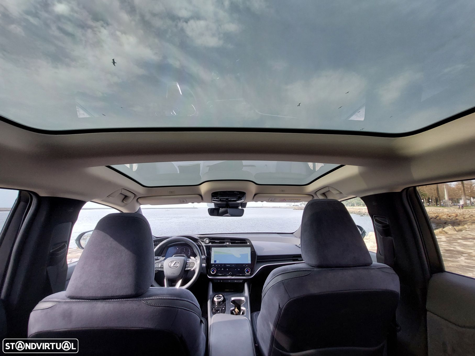 Lexus rz-450e Luxury - 15