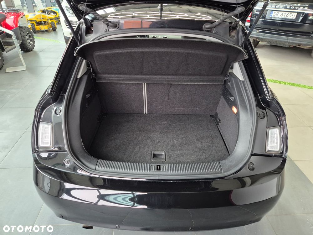 Audi A1 Sportback 1.6 TDI Attraction - 25