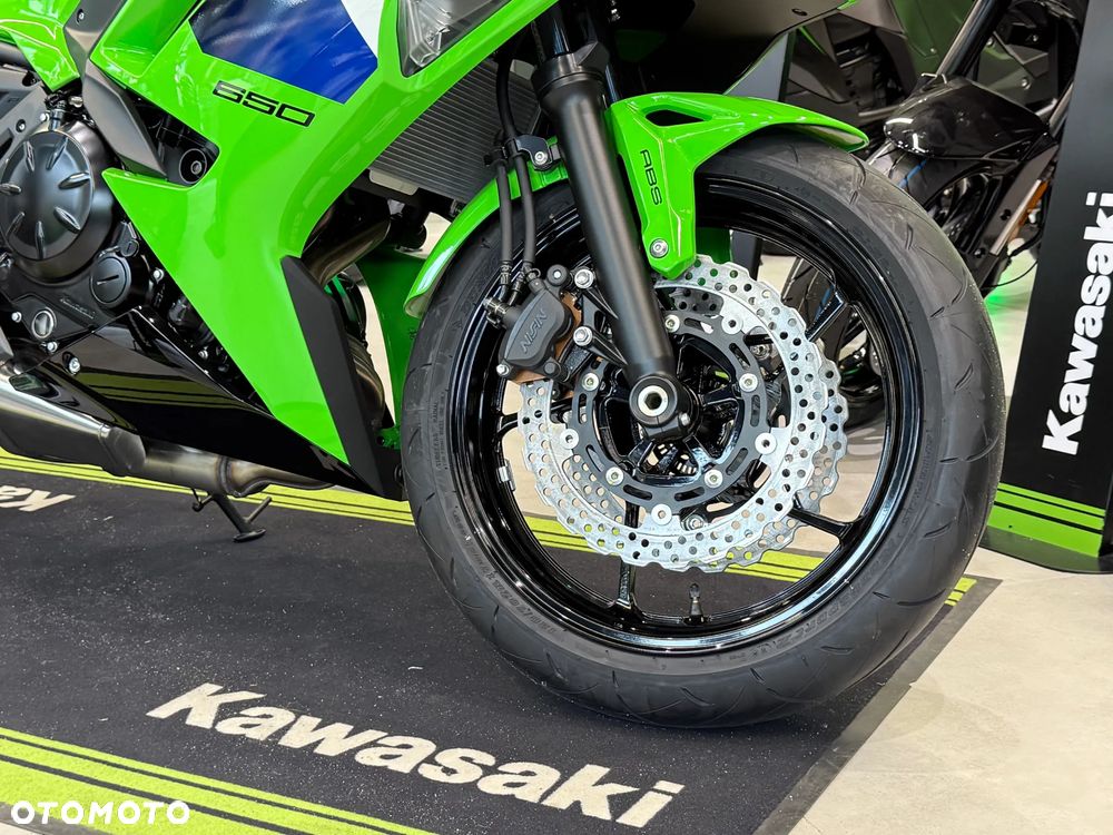Kawasaki Ninja - 5