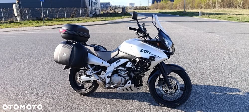 Suzuki V-STROM - 6