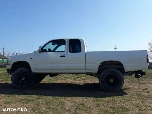 Toyota Hilux - 13