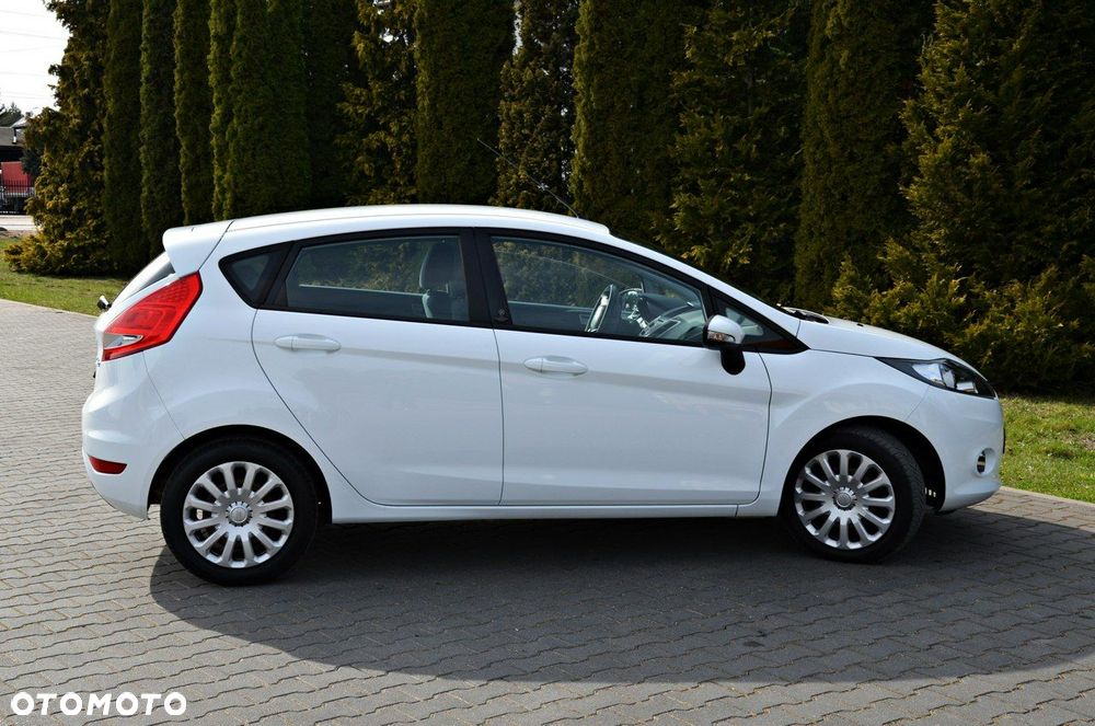 Ford Fiesta 1.25 Silver X Plus 2 EU6 - 27