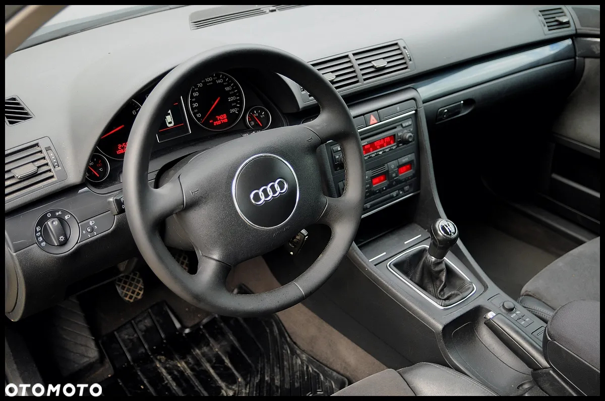 Audi A4 Avant 1.8T - 5