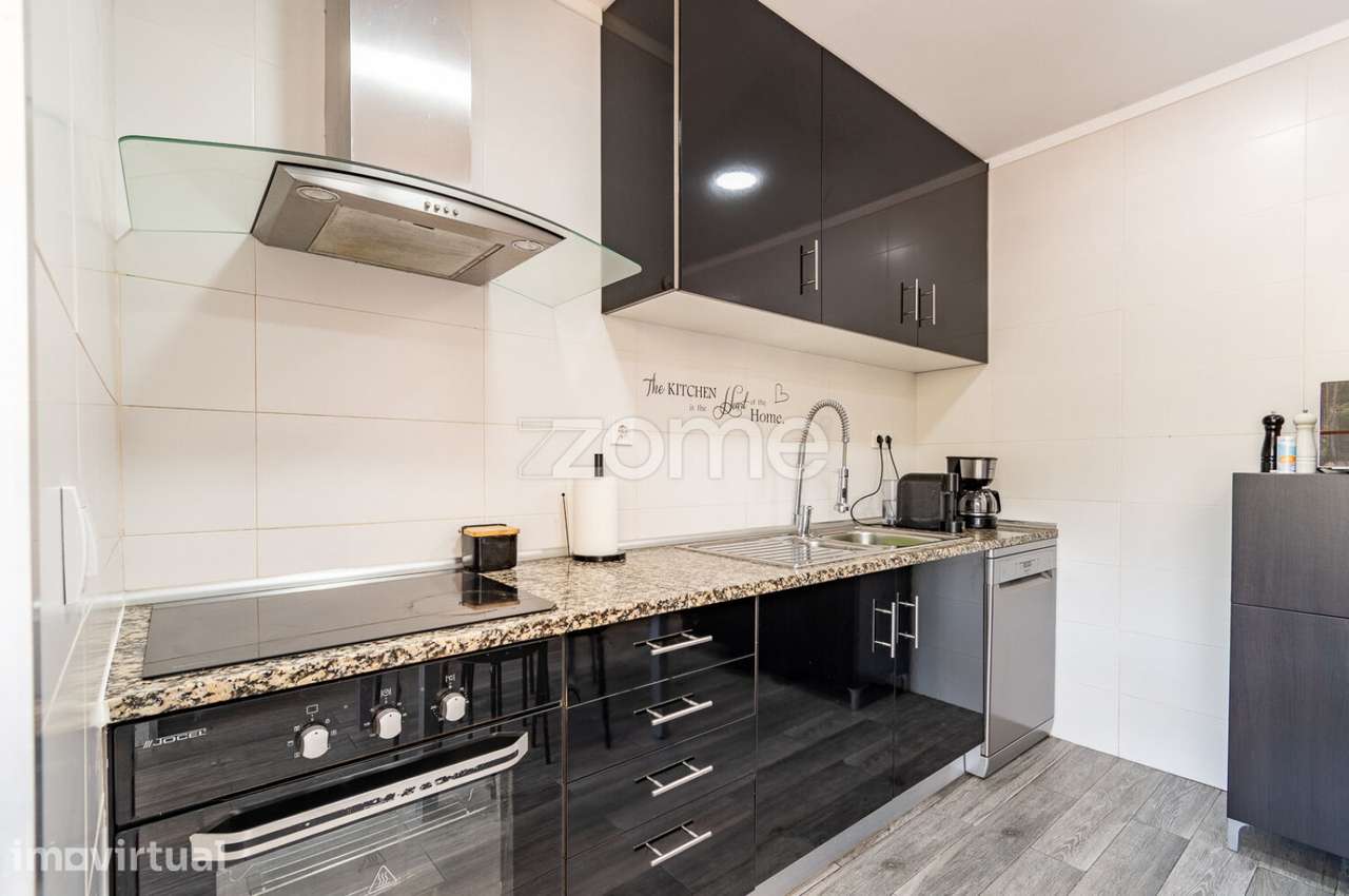 Apartamento T2+2 no Centro da Senhora da Hora - Grande imagem: 5/35